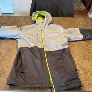 The North Face Vortex Triclimate 3-in-1 Jacket - Boys'. Gray